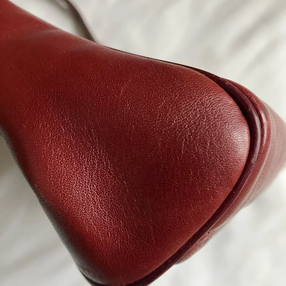 Etienne Aignet Classic Vintage Burgundy Leather Shoulder Bag